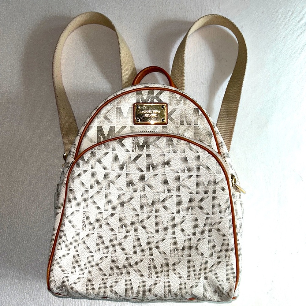 Michael Kors Medium Backpack Signature Leather Khaki & Tan - Ore-loved